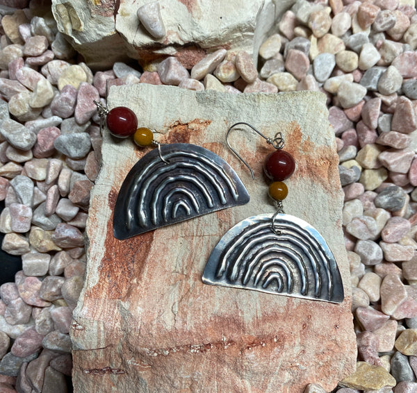Yulubirrngiin, gunhungurraan “Rainbow” Earrings Mookaite Sterling SIlver