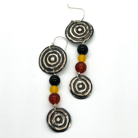 Bula Ngulburnan, yuriyawi “Two Waterholes” Agate Earrings