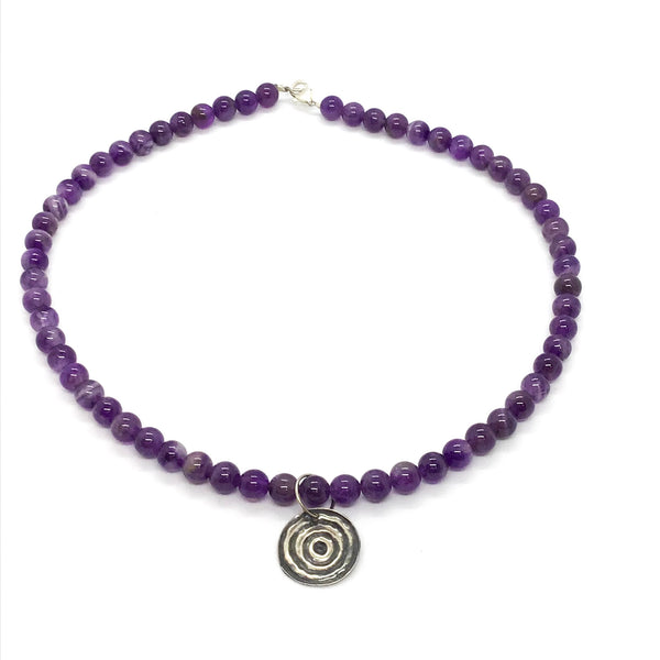 Ngulburnan, yuriyawi “Waterhole” Amethyst Necklace